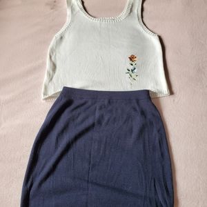 Wool Knit Mini Skirt Size Small Medium Navy blue Vintage 70s 80s Lambswool